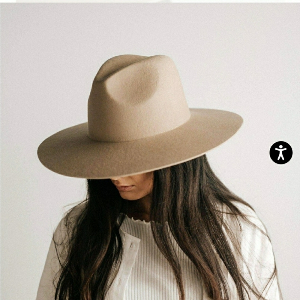 NWT Emma Wide Brim Fedora hat